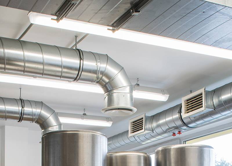 Levage de machines lourdes et installation de systèmes de ventilation à Meaux (77)